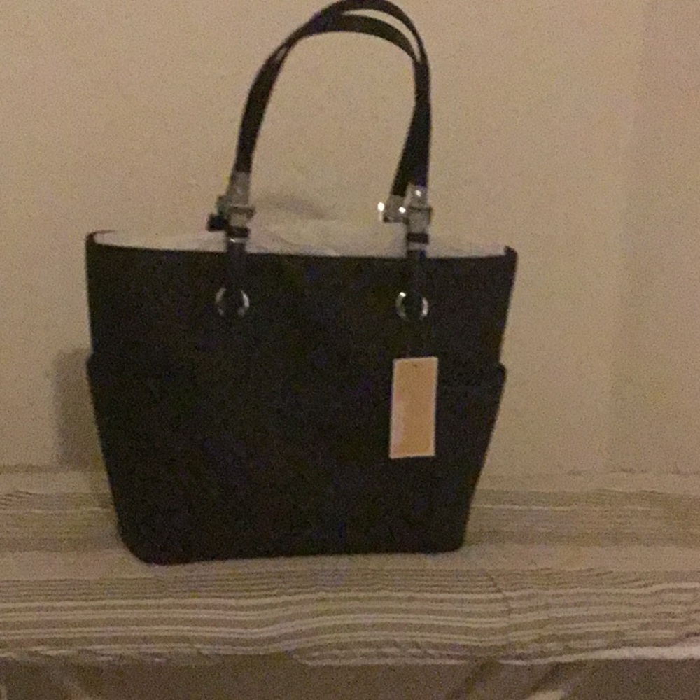 Michael Kors tote